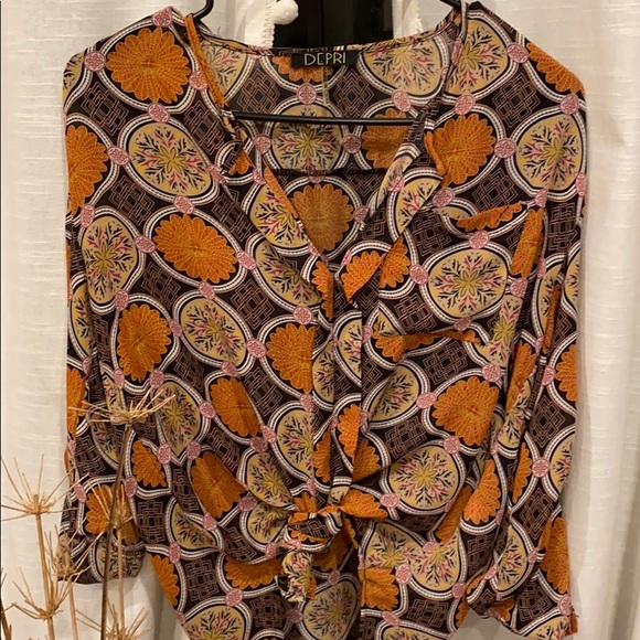 • 70’s VTG • Paisley Print Blouse • - Picture 3 of 6